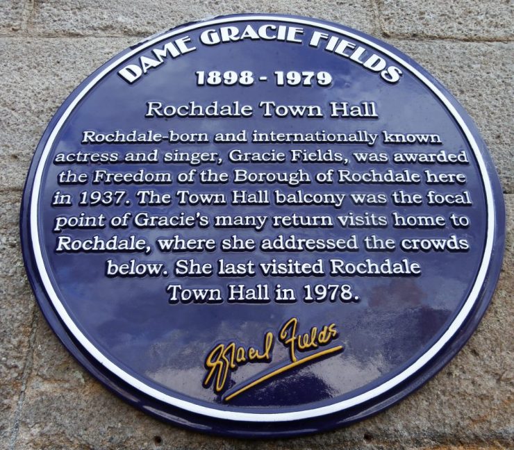 Gracie Fields (1898-1979) Purple Plaque